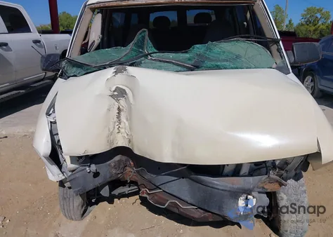 2000 Chevrolet Astro из США, поврежденный, VIN 1GNDM19W8YB102091